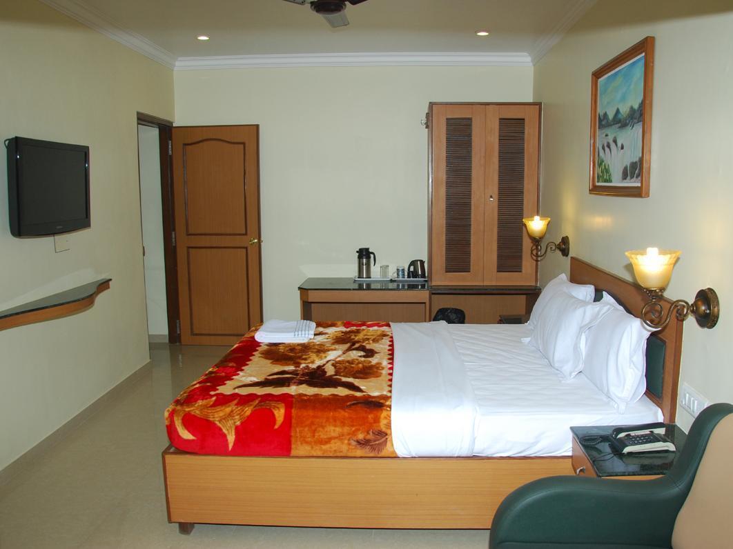Hotel Nahar Manchester Inn Coimbatore Eksteriør bilde
